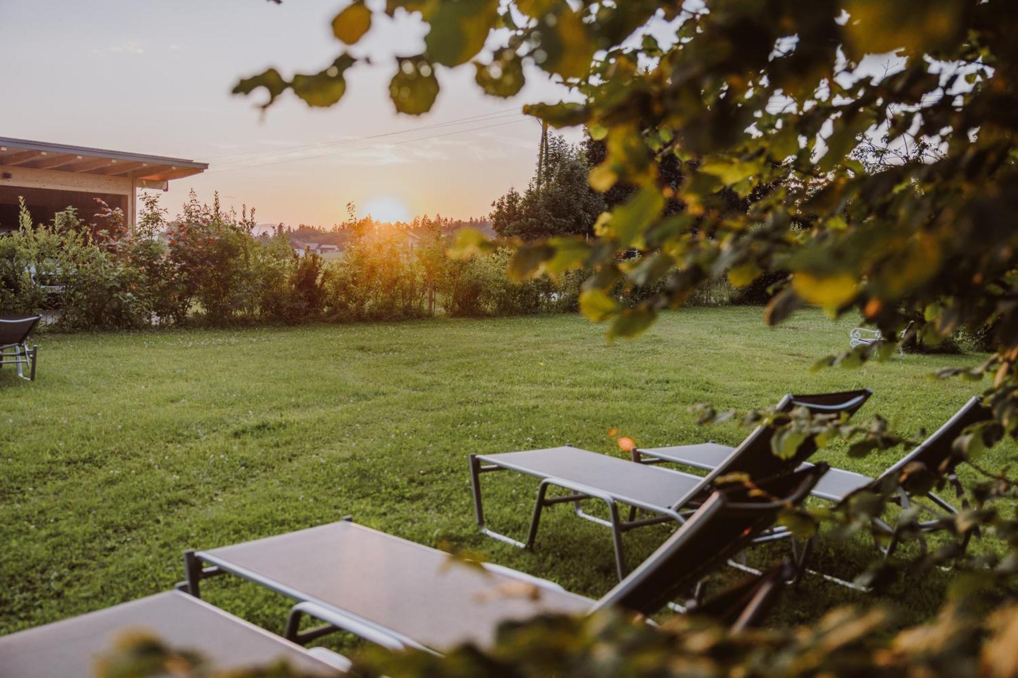 Landhotel Gschirnwirt Eugendorf Zewnętrze zdjęcie