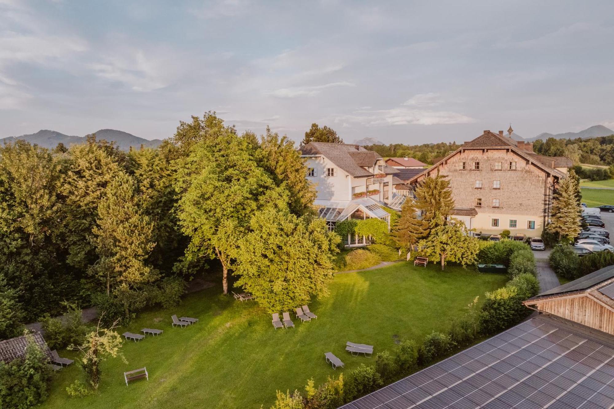 Landhotel Gschirnwirt Eugendorf Zewnętrze zdjęcie